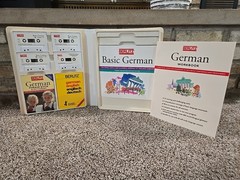 Vtg 1993 Berlitz Basic German Language Complete Program 5 Books 4 Cassette Tapes