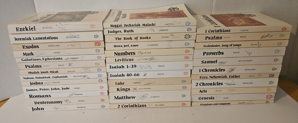 Nice lot of 36 People’s Bible Commentary Paperback Books – Christian – L@@K!