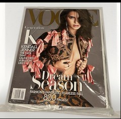 Women’s Magazines- 1 Lot / 800 pages Kendall Jenner Vogue cover ( 2016 Edition)
