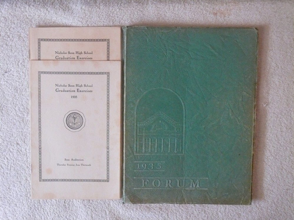 1935 FORUM – SENN HIGH SCHOOL – CHICAGO ILLINOIS 168 pages