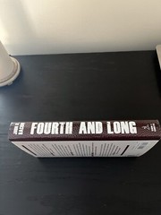 Fourth and Long : The Fight for the Soul of College Football by John U. Bacon VG