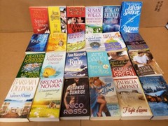 Lot of 20 Contemporary ROMANCE Paperbacks PB Popular Author Books RANDOM*MIX