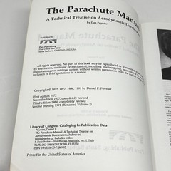 Parachute Manual Vol. 1 : A Technical Treatise on Aerodynamic Decelerators by…