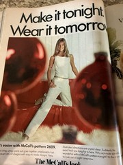 Vtg Seventeen November 1970 Cover Model Shelly Hack 216 Pages 50 Cents