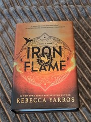 Iron Flame (Standard Edition) by Rebecca Yarros: New
