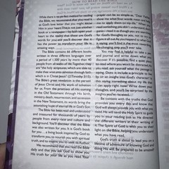 Devotional Bible for Women by Ellie Claire (2016, Hardcover)