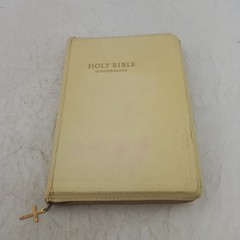 1950s Holy Bible Red Letter Edition Zip Around KJV Zip Around White Leather nice