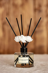CULTURE & NATURE Reed Diffuser Set 6.7Oz (200Ml) English Pear & Freesia Scented
