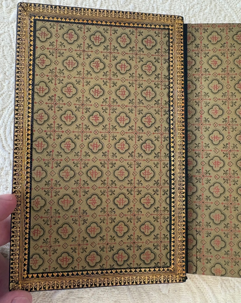 Auguste Petit 1884 leather binding of Nouveau Testament 1878 with gold doublures