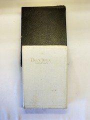 Holy Bible Revised Standard Version 1962 World Publishing Self Pronouncing White