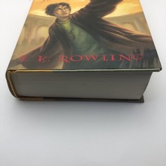 Harry Potter Ser.: Harry Potter and the Deathly Hallows by J. K. Rowling (2007,