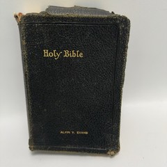 Vintage KJV Holy Bible National Bible Press Ernst Kaufmann Self Pronouncing