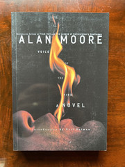 Alan Moore: VOICE OF THE FIRE (new/unread)