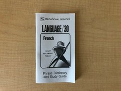 French Phrase Book / Dictionary – Pocket Size – by Language/30