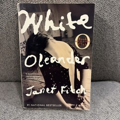 White Oleander (Oprah’s Book Club) – Paperback By Fitch, Janet – Acceptable