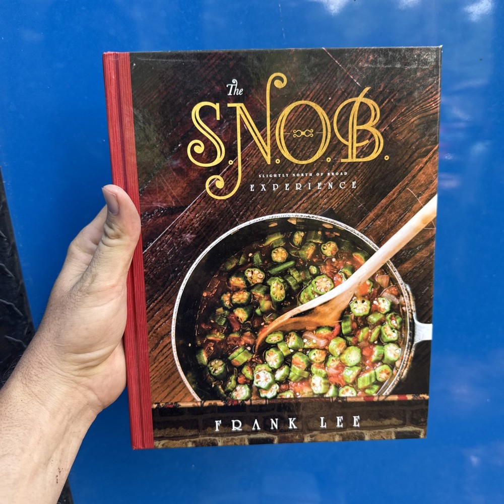 The snob slightly north of the border experience, Frank Lee ￼
