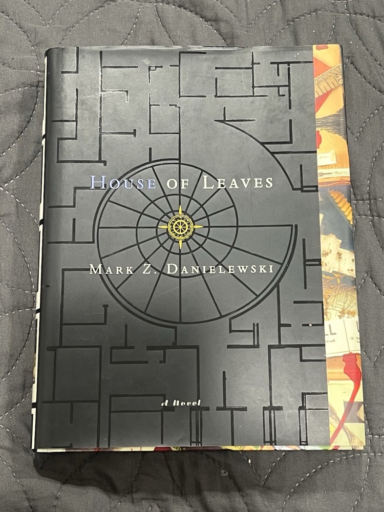 House of Leaves by Mark Z. Danielewski – 1st Edition / Printing Signed Hardcover