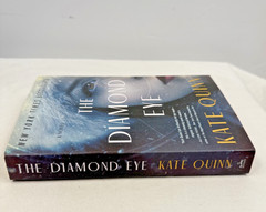 The Diamond Eye by Kate Quinn Novel Pre-owned Very Good Condition 434 Pgs Trade