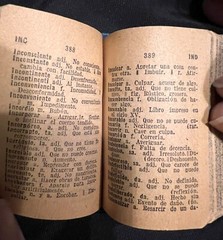 1939 Miniature Dictionary Spanish 784 pages 15000 word plus Mexicanismos