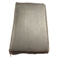 Vintage 1947 King James Version Bible World Publishing Zipper Leather Cover