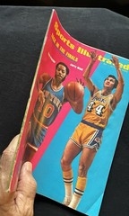NEWSSTAND 1973 Sports Illustrated WALT FRAZIER and JERRY WEST – EX Condition