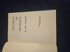 Patterns Of Prophecy: Alan Vaughan 1973 Book Club Edition Hardcover