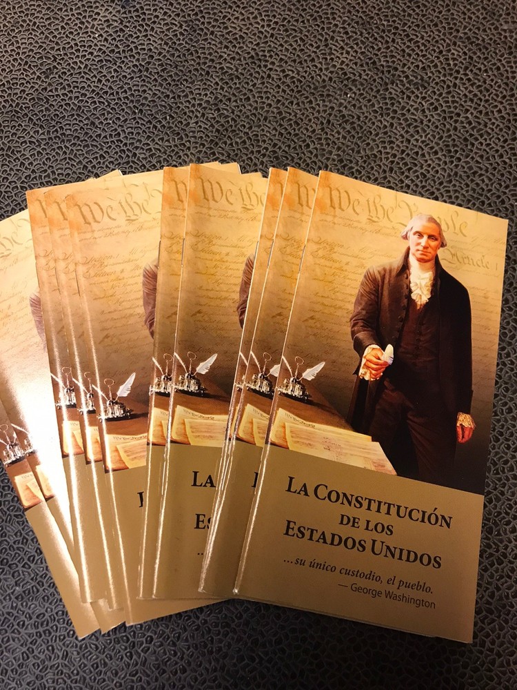 10 Pack Pocket US Constitutions/ Declaration of Independence SPANISH