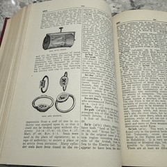 Vintage 1947 Peloubet’s Bible Dictionary Illustrated Biblical Reference Book