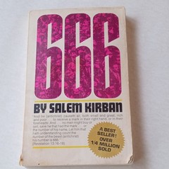 Salem Kirban 666 Tyndale House Publishers 1973 Softcover Christianity Antichrist
