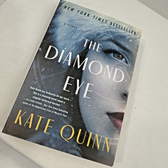 The Diamond Eye by Kate Quinn Novel Pre-owned Very Good Condition 434 Pgs Trade