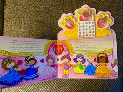 Berry Princess (Strawberry Shortcake) stickers, barrettes, lip gloss NEW (2005)