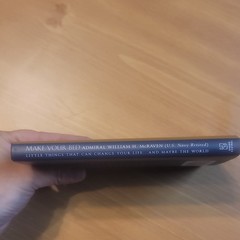 Make Your Bed William H. McRaven Hardcover Grand Central Publishing Self-Help