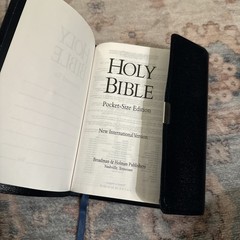1995 Holy Bible NIV Pocket-Size Bonded Leather Broadman & Holman